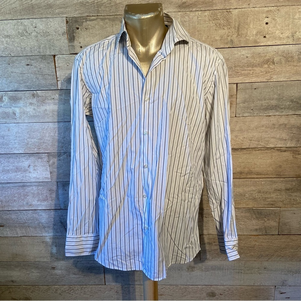Hugo Boss men’s striped‎ button up shirt in size  41 16